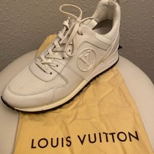 Louis Vuitton white runaway sneaker…size 40 (fits US 10)